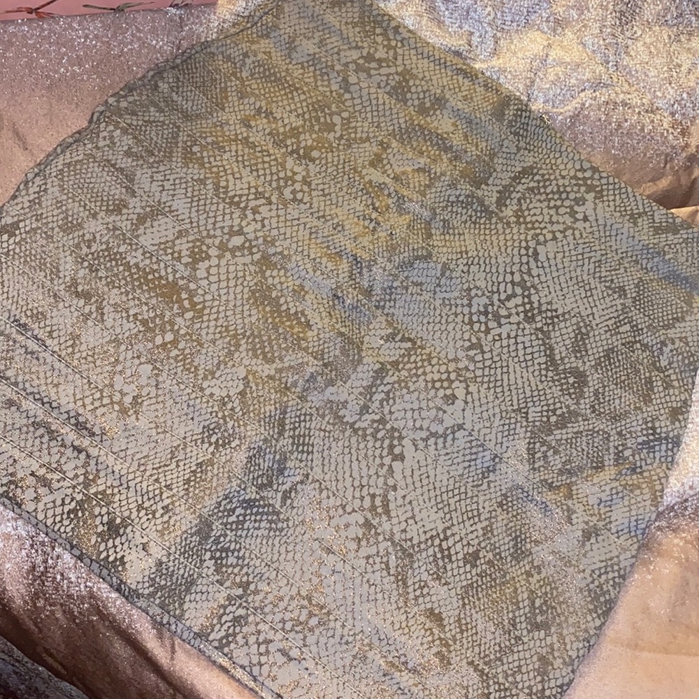 Super cute express snake skin skirt